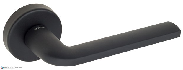 Дверная ручка на круглом основании Fratelli Cattini "LINEA" 7-NM матовый черный - фото 8876